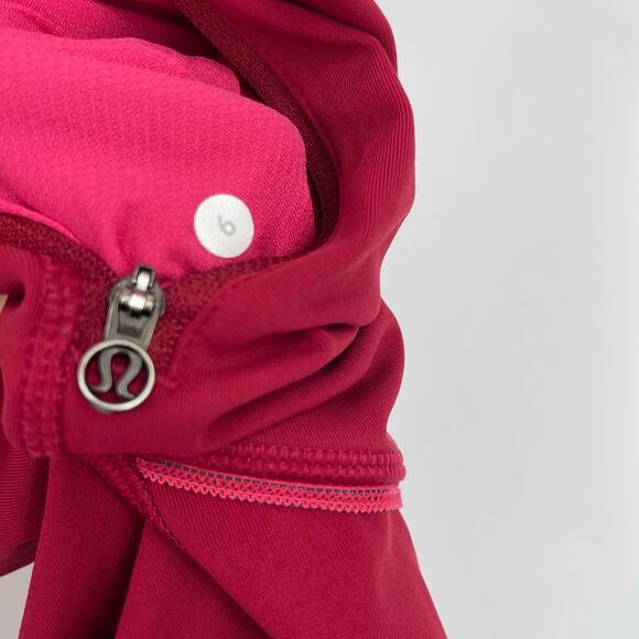 Lululemon Passion Crop II Size 6 Deepest Cranberry - Picture 6 of 9